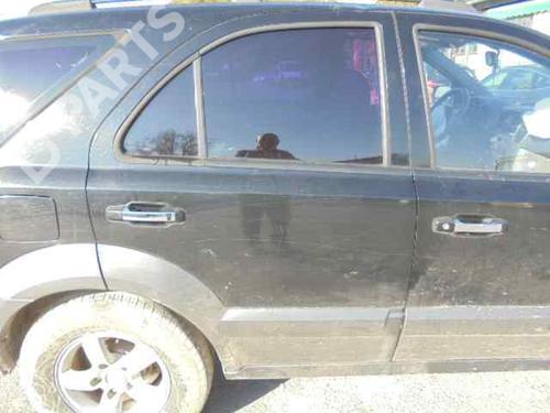 Used Right rear door KIA SORENTO I (JC) 2.5 CRDi 4WD (140 hp) 1031330