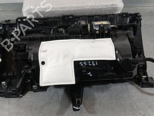 Glove box TESLA MODEL Y (5YJY) Long Range All-wheel Drive | BP40195140C95 - Image 3