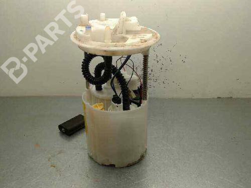Used Fuel pump FIAT GRANDE PUNTO (199_) 1.4 (199AXB11, 199AXB1A, 199BXB1A, 199AXL1A) (77 hp) 1590268
