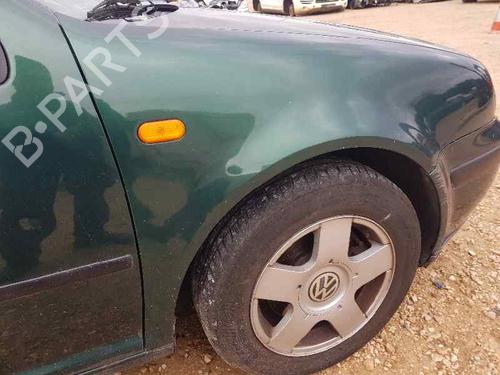Used Right front fenders VW GOLF IV (1J1) 1.9 TDI (90 hp) 24675795