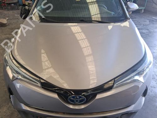 hood-toyota-c-hr-_x1_-2016-38413557 main image