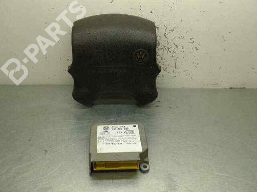 Used Driver airbag VW POLO III (6N1) 50 1.0 (50 hp) 872523