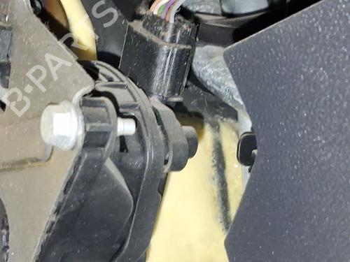 Used Pedal Pedal 37796470 37796470
