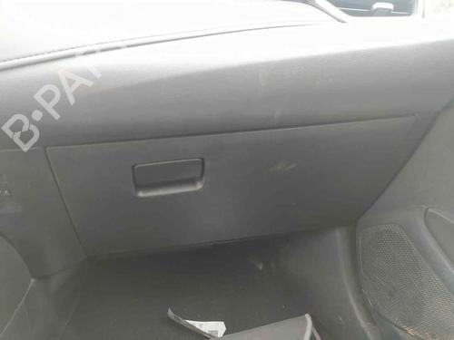 Used Glove box TOYOTA COROLLA Hatchback (_E21_, _EA1_, _EH1_) 1.8 Hybrid (ZWE211, ZWE219) (122 hp) 23409919