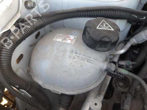Used Expansion tank PEUGEOT 208 II (UB_, UP_, UW_, UJ_) e-208 (136 hp) 26438229