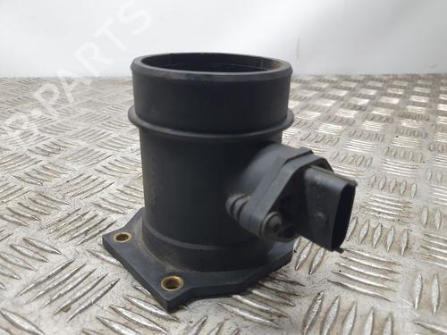 Used Mass air flow sensor NISSAN PRIMERA Hatchback (P11) [1996-2002]  3720501