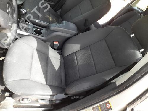 Used Left front seat MERCEDES-BENZ B-CLASS Sports Tourer (W245) B 180 CDI (245.207) (109 hp) 28380350