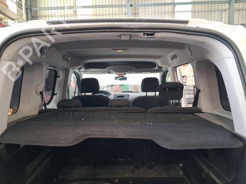 hattehylde-peugeot-rifter-2018-38801358 main image