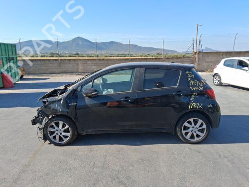 Gebruikte TOYOTA YARIS (_P13_) 1.5 Hybrid (NHP130_, NHP130) 4787224 Onderdelen