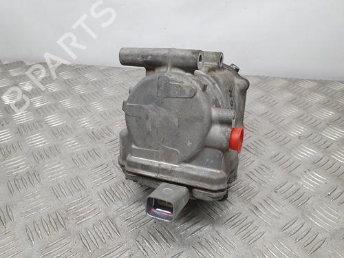 Used AC compressor TOYOTA YARIS (_P13_) 1.5 Hybrid (NHP130_) (101 hp) 8651358