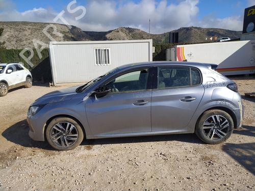 Højre forlygte PEUGEOT 208 II (UB_, UP_, UW_, UJ_) 1.2 PureTech 100 | BP24867069C29 