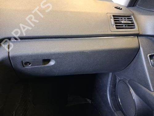 Used Glove box Glove box 37800632 37800632