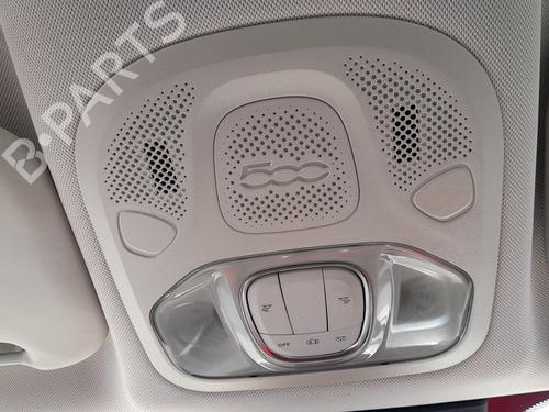 interior-roof-light-fiat-500x-334_-2014-33467820 main image