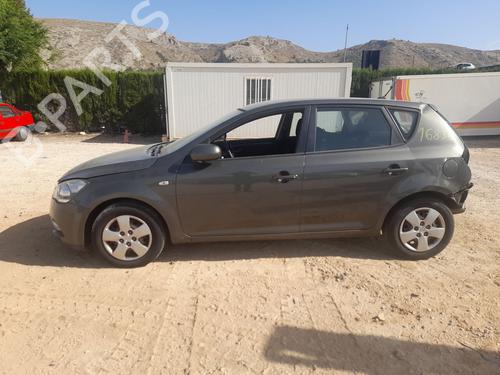 Instrument cluster KIA CEE'D Hatchback (ED) 1.6 CRDi 90 | BP27156165C47 