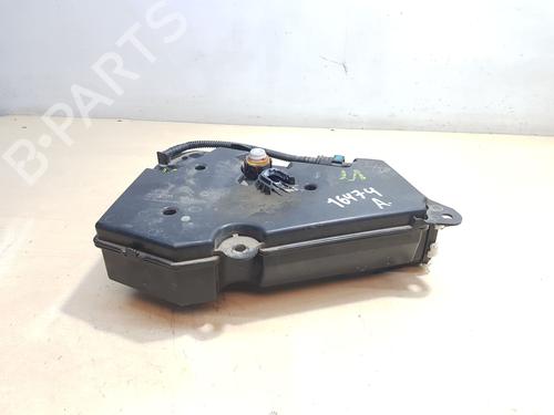 Used AdBlue tank PEUGEOT 3008 I MPV (0U_) 1.6 BlueHDi 120 (120 hp) 26557872