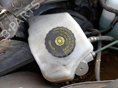 Used Brake master cylinder OPEL CORSA C (X01) 1.2 (F08, F68) (75 hp) 28318245