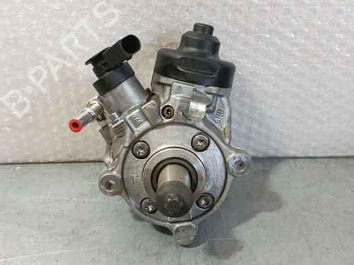 Used Injection pump BMW 2 Gran Tourer (F46) 218 d (150 hp) 18487056