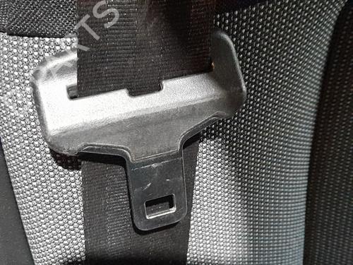 Sikkerhedssele bag højre Sikkerhedssele bag højre CITROËN C4 CACTUS 1.2 VTi 82 (82 hp) 37473348 37473348