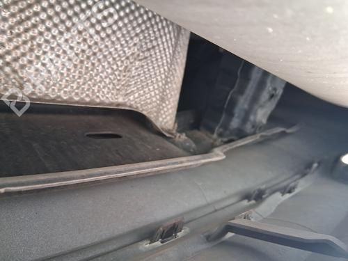 Used Rear bumper reinforcement Rear bumper reinforcement 39563960 39563960