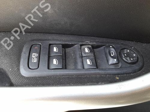 Used Left front window switch PEUGEOT 308 I (4A_, 4C_) 1.6 HDi (109 hp) 29187194
