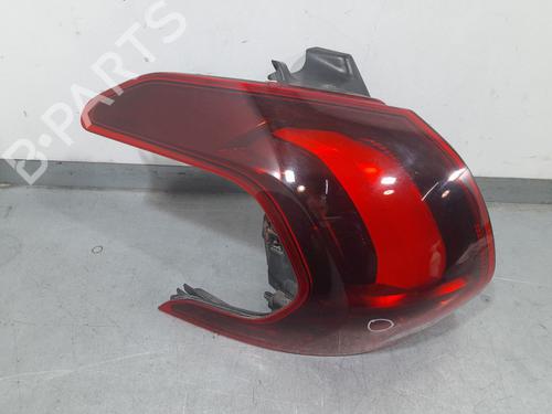 left-taillight-peugeot-2008-i-cu_-9814747880-exterior-tocado-2013-20645382 main image