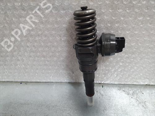 Injecteur SKODA ROOMSTER (5J7) 1.4 TDI (80 hp) 13752533