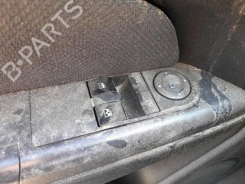 Used Left front window switch OPEL ASTRA H GTC (A04) 1.7 CDTi (L08) (101 hp) 26458212