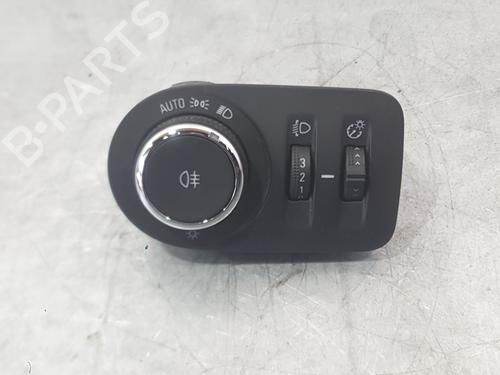headlight-switch-opel-corsa-f-p2jo-2019-24959600 main image