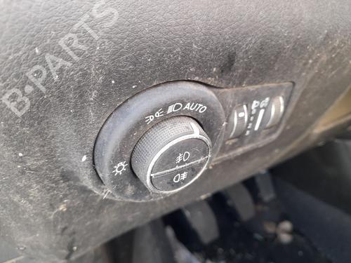 Used Headlight switch JEEP COMPASS (MP, M6, MV, M7) 1.3 (131 hp) 31622677