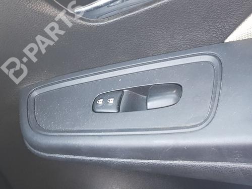 right-front-window-switch-nissan-micra-v-k14-10-ig-t-100-2016-9187424 main image
