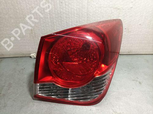 Used Right taillight CHEVROLET CRUZE Hatchback (J305) [2010-2025]  16519063