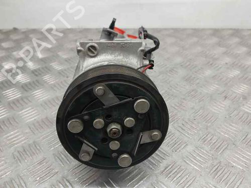 Used AC compressor RENAULT MEGANE IV Hatchback (B9A/M/N_) [2015-2025]  21380709