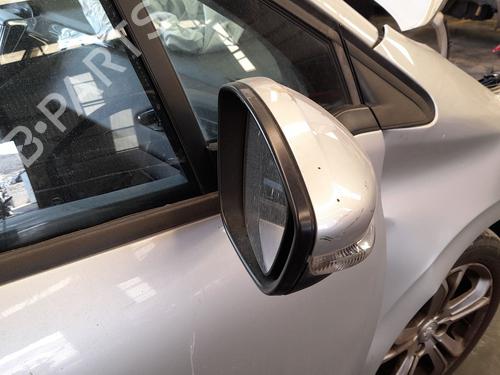 Used Right mirror Right mirror 37217341 37217341