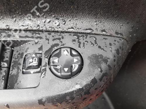 Left front window switch OPEL CORSA F (P2JO) 1.2 (68) | BP26395959I27 