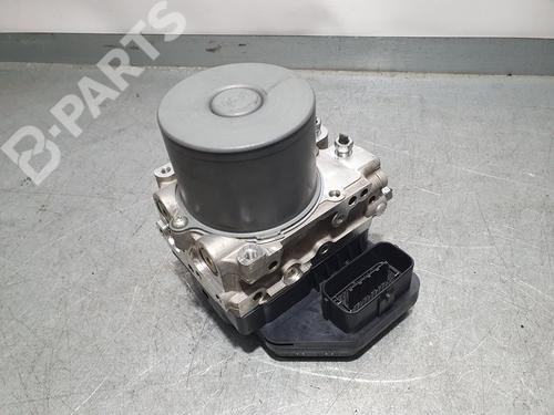 Used ABS pump TOYOTA RAV 4 III (_A3_) [2005-2014]  8893932