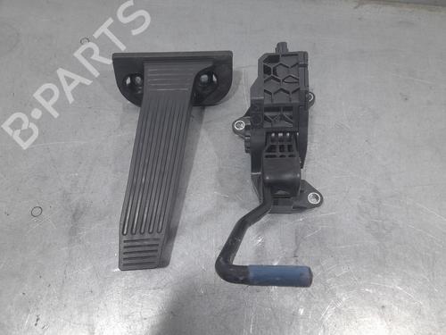 Pedal LEXUS ES (_Z10_, _A10_, _H10_) [2018-2026]  32026045