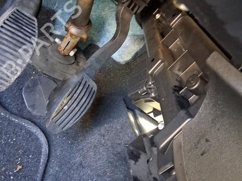 Used Pedal Pedal FIAT 500 (312_) 1.2 LPG (312AXA1A) (69 hp) 33619233 33619233