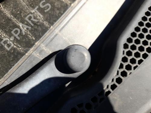 Used Front wiper motor CITROËN C3 III (SX) 1.5 BlueHDi 100 (SXYHYP, SXYHTU) (102 hp) 30507374