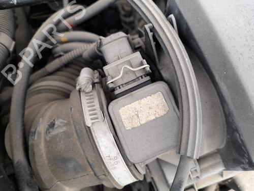 mass-air-flow-sensor-volvo-s40-i-644-1995-1996-1997-1998-1999-2000-2001-2002-2003-2004-31973562 main image