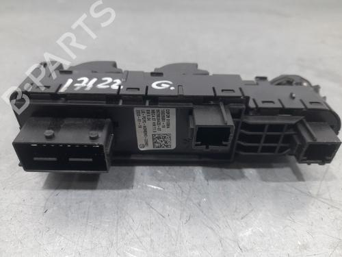 Left front window switch OPEL CORSA F (P2JO) 1.2 (68) | BP29309906I27