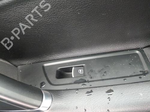 Used Right front window switch VW PASSAT B7 (362) 2.0 TDI (140 hp) 24936543