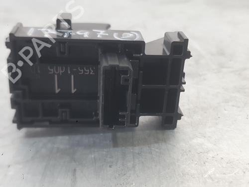 Left rear window switch TOYOTA COROLLA Saloon (_E21_) 1.8 VVTi Hybrid (ZWE211, MZEA12) | BP37273867I29 - Image 3