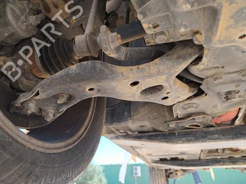 Used Right front suspension arm TOYOTA AURIS (_E18_) 1.8 Hybrid (ZWE186_, ZWE186R) (136 hp) 25339978