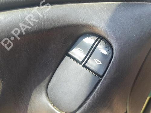 Used Left front window switch FORD FOCUS I (DAW, DBW) 1.6 16V (100 hp) 29527750
