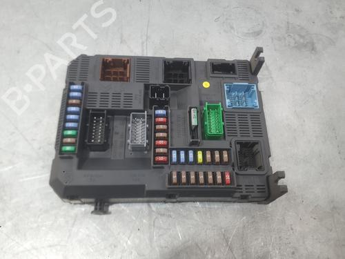 Used Fuse box Fuse box PEUGEOT 208 I (CA_, CC_) 1.6 HDi (92 hp) 39652182 39652182