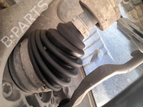 Used Right front driveshaft BMW 1 (F40) [2019-2025]  30635839