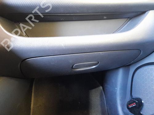 Used Glove box Glove box 37217769 37217769