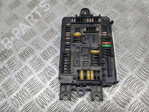 Used Fuse box BMW 4 Gran Coupe (F36) 418 d (150 hp) 17825145