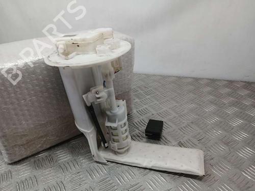 Used Fuel pump TOYOTA YARIS (_P13_) [2010-2020]  19160642