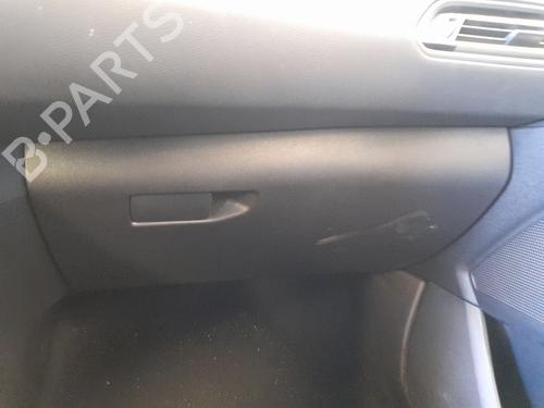 Handskerum Handskerum PEUGEOT 308 II (LB_, LP_, LW_, LH_, L3_) 1.5 BlueHDi 130 (131 hp) 37183588 37183588
